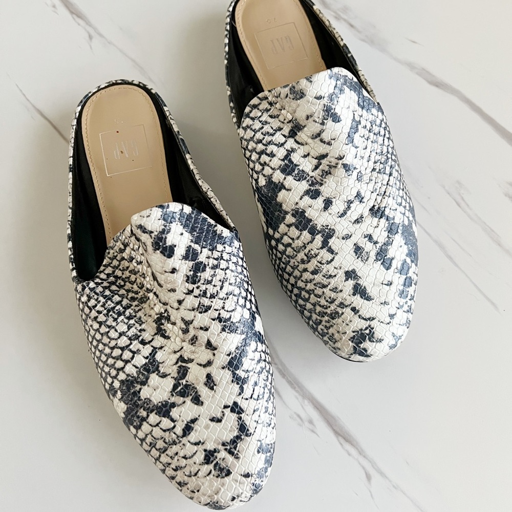 Gap Snakeskin Faux leather Mules